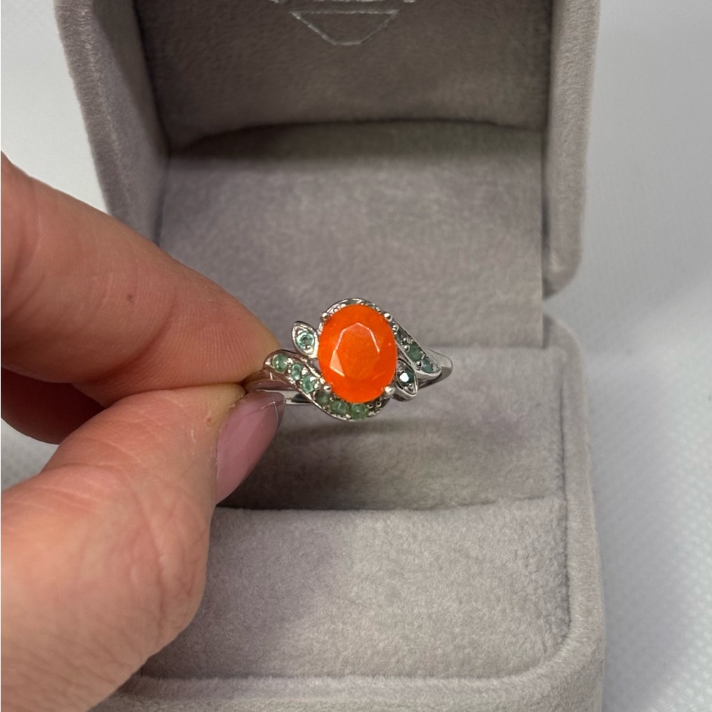 925 Sterling Silver Orange Opal & Emerald Ring, size 8 - Picture 5 of 10